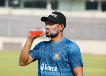 আইসিসির মাসসেরার তিনে শান্ত