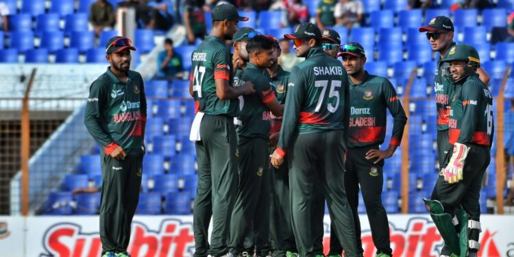 আফগানদের সর্বনিম্ন রানে আটকে দিল বাংলাদেশ