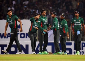 সিরিজ জয়ের আনন্দ বাংলাদেশের