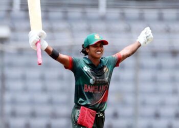 ইতিহাস গড়লেন ফারজানা