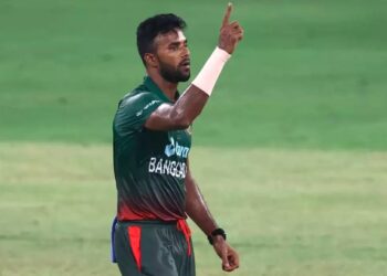 এশিয়া কাপ দল থেকে ছিটকে গেলেন ইবাদত!
