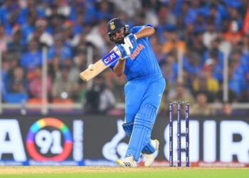 পাকিস্তানকে সহজেই হারাল ভারত