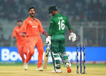 ব্যাটিং ব্যর্থতায় ডাচদের কাছেও হারল বাংলাদেশ
