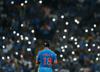 বিরাটের শতরানে বাংলাদেশকে টপকে হাসল ভারত