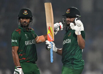 সাকিব-শান্তর ব্যাটে জয়ে ফিরল বাংলাদেশ