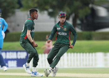 ভারতকে হারিয়ে ফাইনালে বাংলাদেশ