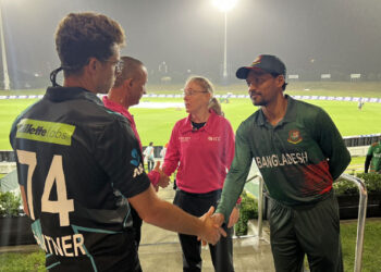 হাসল বৃষ্টি, সিরিজ হারছে না বাংলাদেশ