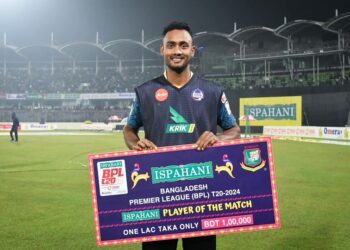 বিপিএলে হ্যাটট্রিক করলেন শরিফুল