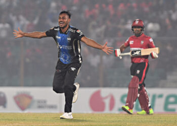 সাকিবকে পেছনে ফেলে রনির রেকর্ড