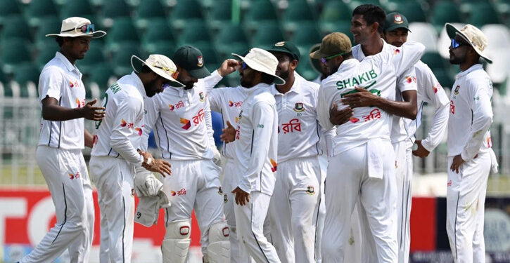 আরেকটি ইতিহাস গড়ার হাতছানি বাংলাদেশের