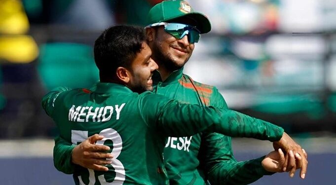 সাকিবের বিকল্প নিয়ে কী বললেন মিরাজ