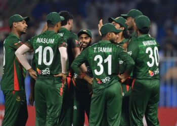 হেসে-খেলে জিতে সিরিজে ফিরল বাংলাদেশ