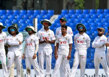 রান পাহাড়ে কোণঠাসা বাংলাদেশ