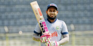 ইনজুরিতে সফর শেষ মুশফিকের