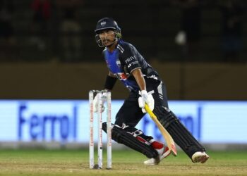 সৌম্যর ব্যাটিং ঝড়ে ভিক্টোরিয়াকে হারিয়ে চ্যাম্পিয়ন রংপুর