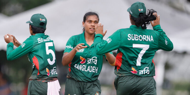 নেপালকে উড়িয়ে ফাইনালে ভারতের সামনে বাংলাদেশ