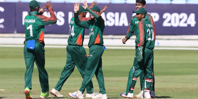 লড়ে হারল বাংলাদেশ যুবারা