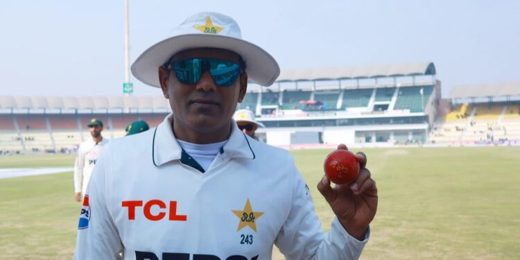 হ্যাটট্রিক করে অনন্য উচ্চতায় নোমান