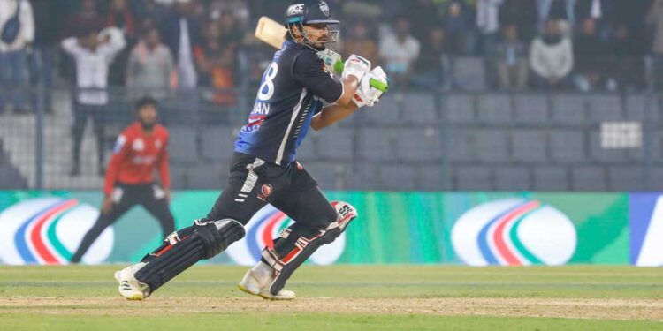 শেষ ওভারে ৩ ছক্কা ৩ চারে রংপুরকে জেতালেন সোহান