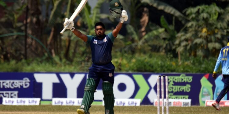 আল আমিনের সেঞ্চুরি ম্লান করে জিতল আবাহনী