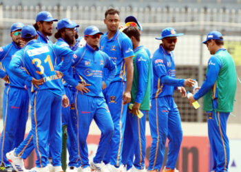 শরিফুলের দুর্দান্ত বোলিংয়ের পরও সমীকরণ মিলল না রূপগঞ্জের