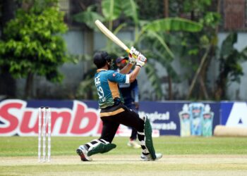 সুপার লিগে প্রথম আবাহনী, ইমনের রেকর্ড গড়া ফিফটি