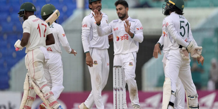 মিরাজ ঝড়ে বিধ্বস্ত জিম্বাবুয়ে, ইনিংস ব্যবধানে জয়ে সিরিজে সমতা বাংলাদেশের