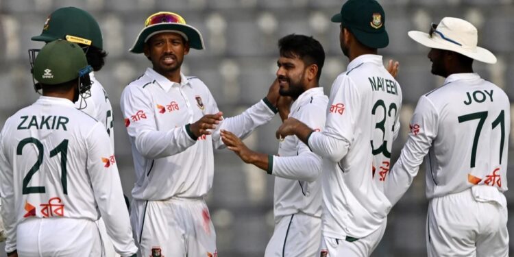 রেকর্ড গড়ে বাংলাদেশকে হারাল জিম্বাবুয়ে