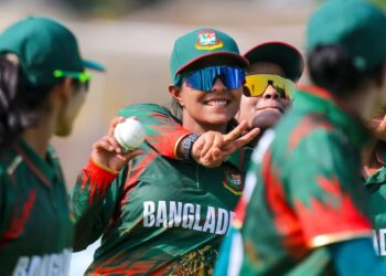 বিস্ময়কর বিশ্বরেকর্ড বাংলাদেশের দুই বোলারের