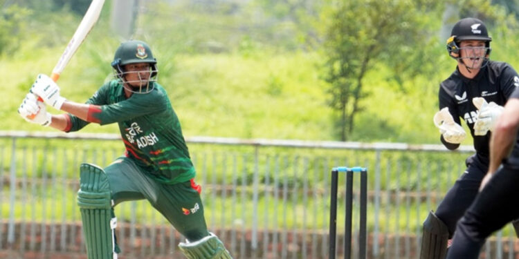 লড়াকু ব্যাটিংয়ে বাংলাদেশ ২২৭