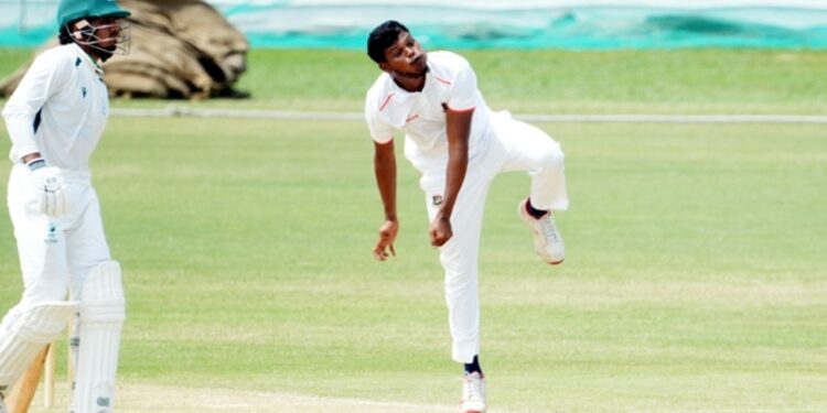 রাকিবুল ম্যাজিকে চাপে দক্ষিণ আফ্রিকা, একাই নিলেন ৭ উইকেট