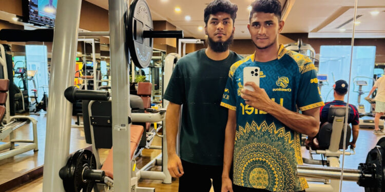 পাকিস্তান ছাড়ছেন রিশাদ-নাহিদ, রাতেই যাবেন দুবাইয়ে