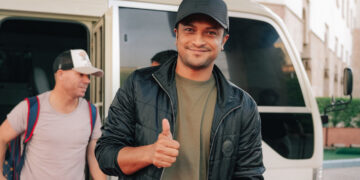 পাকিস্তানে সাকিব, এবার মাঠে নামার অপেক্ষায়