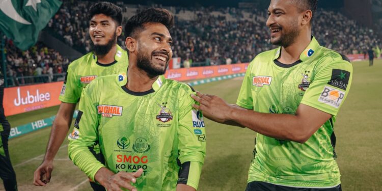 সাকিবকে ‘সম্মানিত অতিথি’, রিশাদকে ‘হিডেন হিরো’ বলল কালান্দার্স