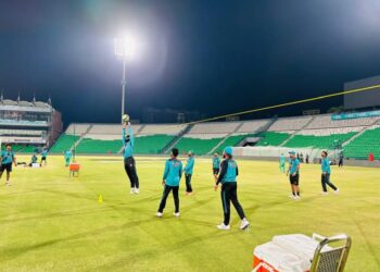 টেস্ট চ্যালেঞ্জের আগে প্রস্তুতিতে ব্যস্ত বাংলাদেশ, লক্ষ্য এবার লঙ্কা জয়