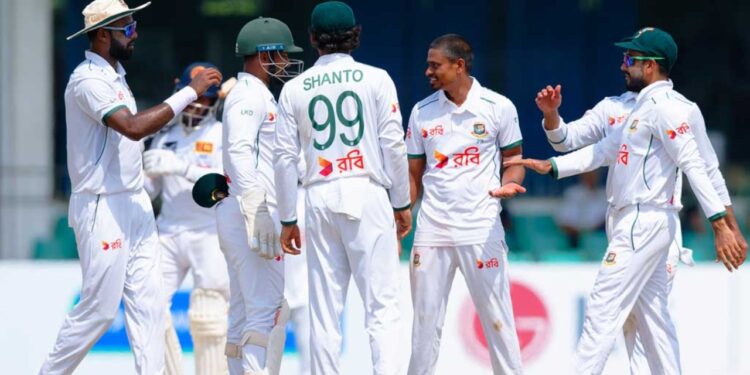 শ্রীলঙ্কার বড় লিড, বাংলাদেশের সামনে কঠিন পথ