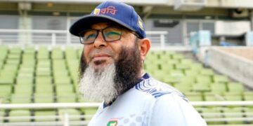 টেস্ট সিরিজে ছুটিতে বাংলাদেশের স্পিন কোচ মুশতাক