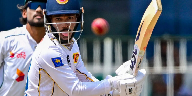 শ্রীলঙ্কার দারুণ জবাব, চাপে বাংলাদেশ