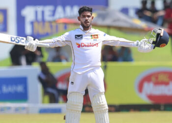 নিসাঙ্কার ১৮৭-তে শ্রীলঙ্কার দিন, বাংলাদেশ এখনো এগিয়ে ১২৭ রানে