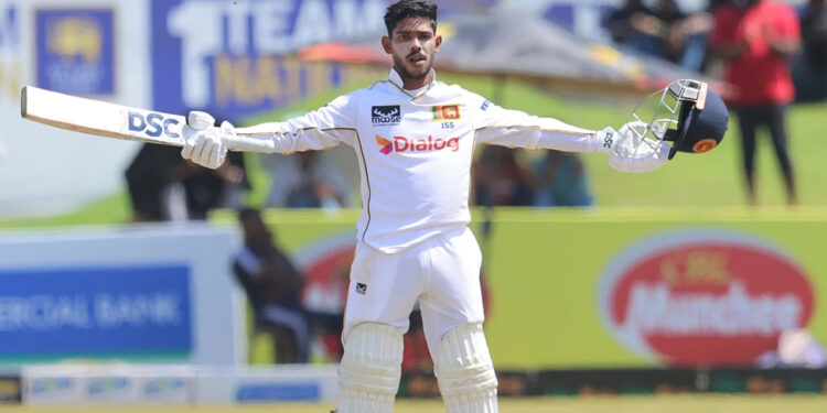 নিসাঙ্কার ১৮৭-তে শ্রীলঙ্কার দিন, বাংলাদেশ এখনো এগিয়ে ১২৭ রানে