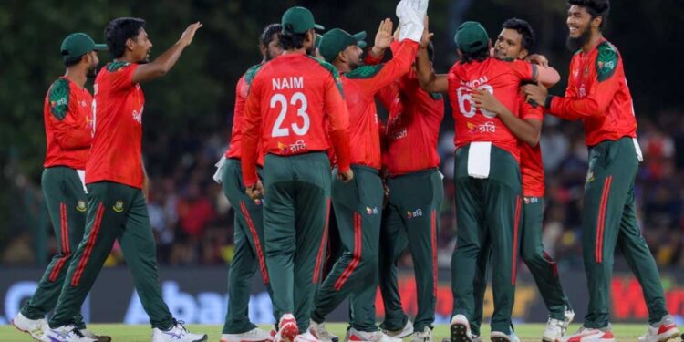শ্রীলঙ্কার মাটিতে ইতিহাস গড়ল বাংলাদেশ