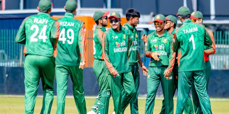 তামিমের রঙিন দিনে দাপুটে জয় বাংলাদেশের