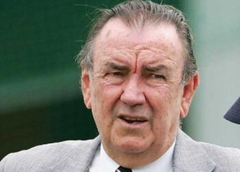 অজি ক্রিকেটের রূপকার আর নেই