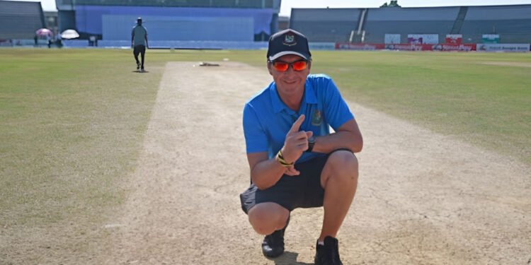 গামিনিকে শোকজ, টনি হেমিংয়ের হাতে মিরপুরের দ্বায়িত্ব!