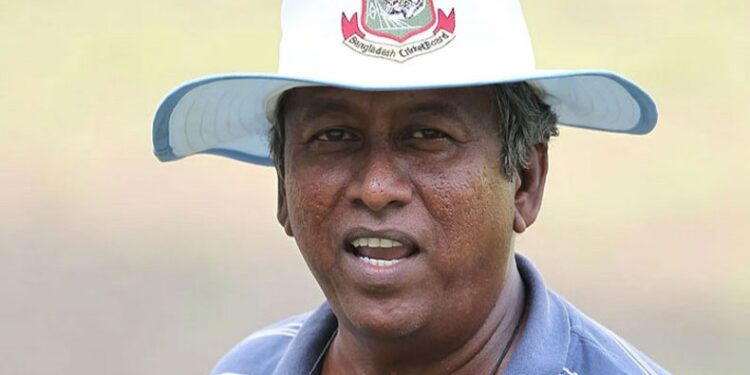 মিরপুর থেকে সরিয়ে রাজশাহীতে গামিনি ডি সিলভা