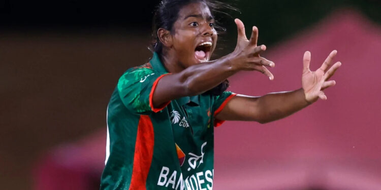 প্রথম বিশ্বকাপেই বাজিমাত মারুফার