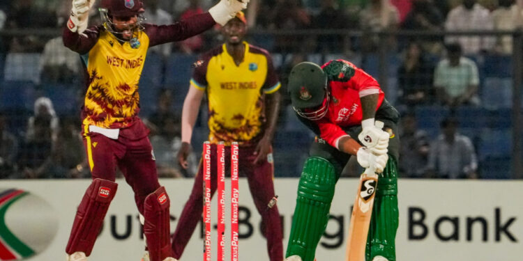 ব্যর্থ ব্যাটিং, হোয়াইট ওয়াশের শঙ্কা এবং বাংলাদেশের বিশ্লেষণ