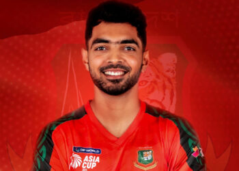 অভিষেকেই আলোচনায় সাইফ, এবার কেমন করবেন?