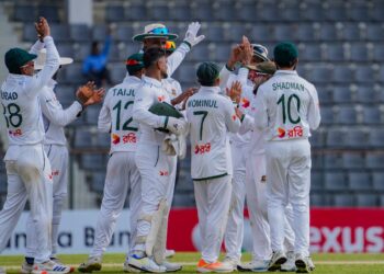 আয়ারল্যান্ডের ব্যাটিংয়ে ধৈর্যের পরীক্ষা, বাংলাদেশের স্পিনে দিন শেষে হাসি