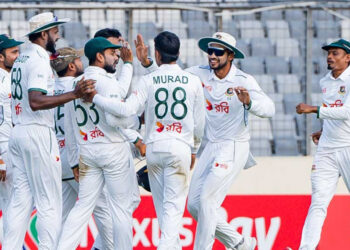 ধৈর্যের পরীক্ষা বাংলাদেশের, লড়ে গেল আইরিশরা